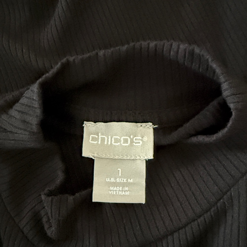 Chico's Elegant Black Ribbed Sleeveless Top. Size 1 - Picture 4 of 6